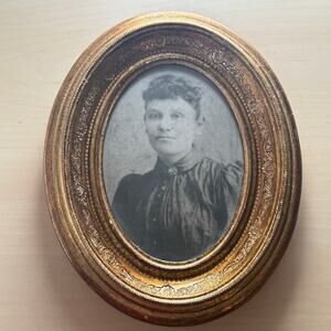 Antique Italian Gesso Gold Gilt Oval Frame w/ 1890s Portrait & Family Tree Note
